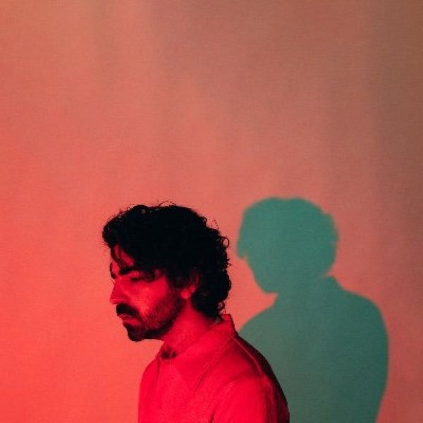 EDM producer Felix Cartal in red light (photo)